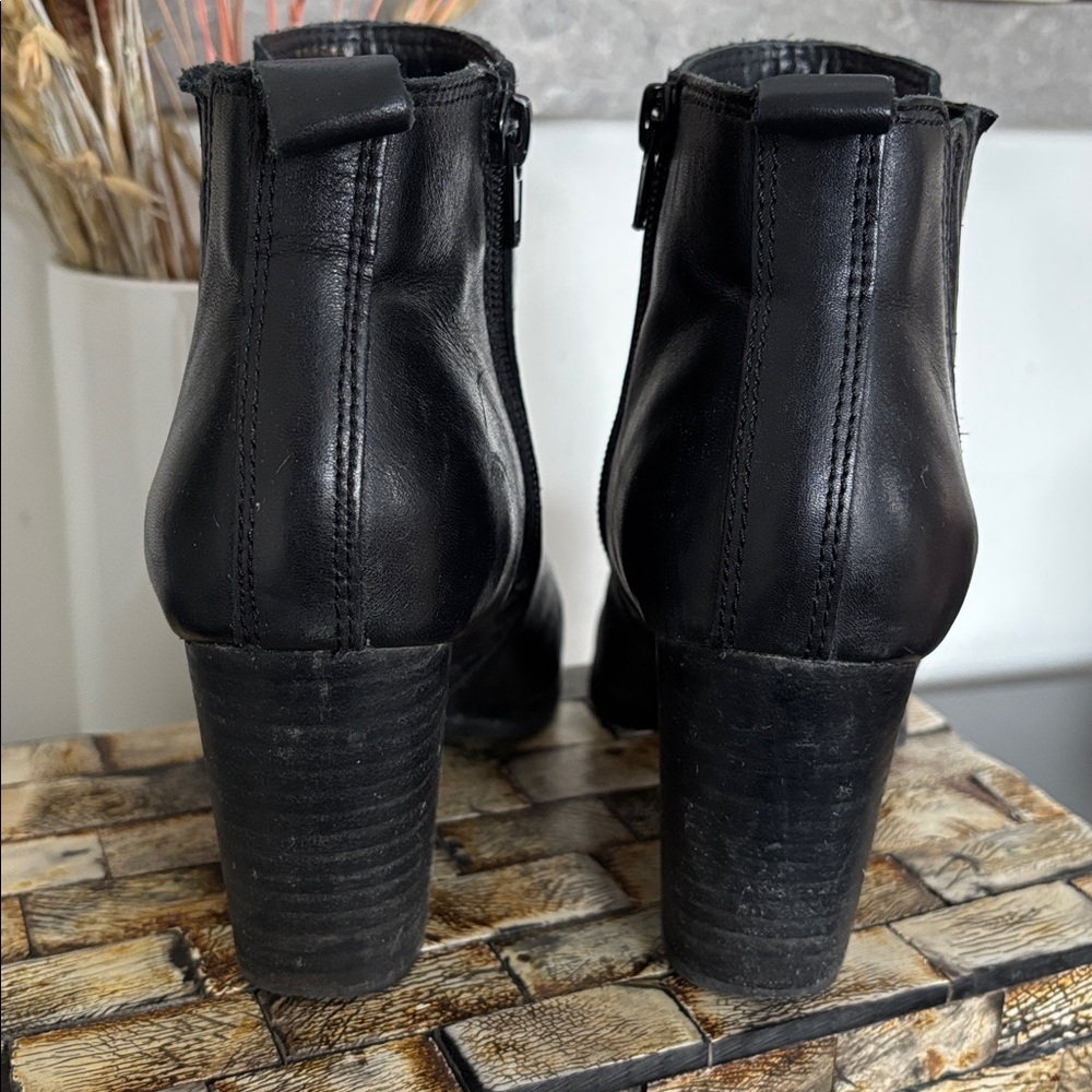 ALDO (6) Leather Ankle Boots Zipper Elastic Gusset 3" Heel Black - US 6 - Picture 7 of 12